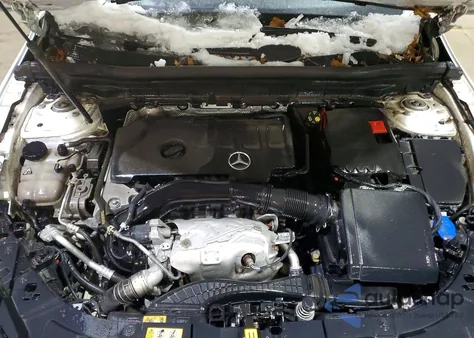 2021 Mercedes-Benz Glb 250 4Matic z USA, uszkodzony, nr VIN W1N4M4HB3MW150361